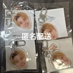 treasure 顔アクキー 喜怒哀楽 ドヨン