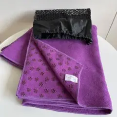 美品　ホットヨガマット　滑り留め付き　パープル
