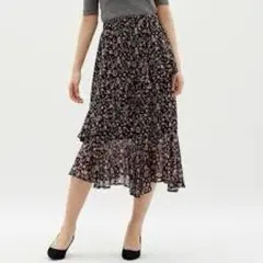 ジーユー GU ラッフルフレアスカート