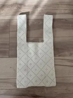 【新品未使用】ホワイト ニット トートバッグ サブバック エコバッグ
