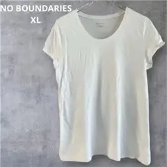 NO BOUNDARIESホワイト クルーネック Tシャツ XL