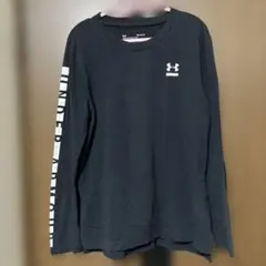 UNDER ARMOUR 長袖Tシャツ ブラック MDのサムネイル