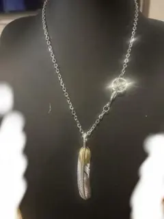 上金フェザーネックレス