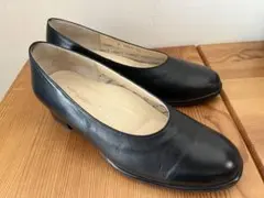 RIZ Comfort 23黒4E リズコンフォート　パンプス　幅広　日本製のサムネイル