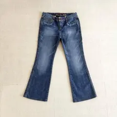 Item thumbnail for item d2748108-7dfd-48f2-9183-8d080edae95e