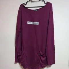 [NieR CLOTHING] 薄手トレーナー 赤紫