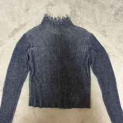 長袖ニットセーター