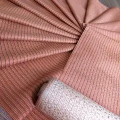 bibibi】正絹 縮緬 小紋 くすみピンク 控えめな柄 反物 着尺 - メルカリ