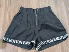 フロントジップ ハーフパンツ　ショートパンツ　 ブラック ロゴ入り