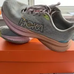hoka スニーカー