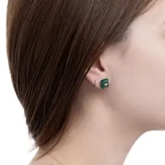 【美品】ヒロタカ　ピアス　グリーンのサムネイル