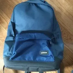 adidas ネイビー リュック 数回着用 美品