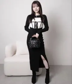 LIP SERVICE デコルテオープンバイカラーリボンニットワンピース