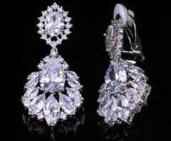 キュービックジルコニア　イヤリング　アクセサリー　レディース　ウェディング