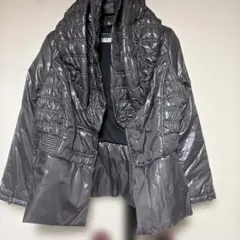 光沢感のある中綿ジャケット グレーのサムネイル