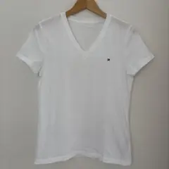 トミーヒルフィガーのTシャツ