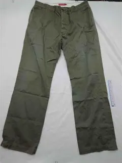 Item thumbnail for item 32af2974-5e30-45ec-8cc6-2b15beb8fad8