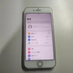 iPhone 7 カバー付き　充電がされますがかなり癖のある充電の仕方です