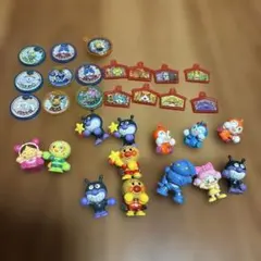 バスボール　アンパンマン 妖怪ウォッチ　フィギュア　13体