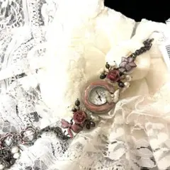 ヴィンテージ調バラと花 パール 蝶のブレスレット時計 アンティーク ウォッチ