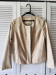 BEAMS HEART ノーカラージャケット ベージュのサムネイル
