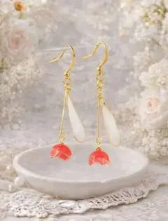 アメリカンフラワーピアス ホワイトレッド