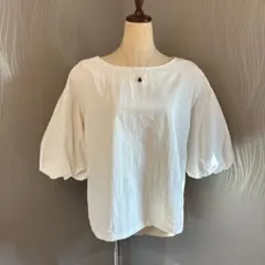 1点のみ　ホワイト バルーンスリーブ シャツ