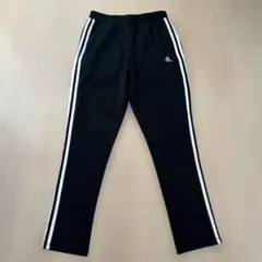 美品　adidas ブラック ジョガーパンツ Ｍ