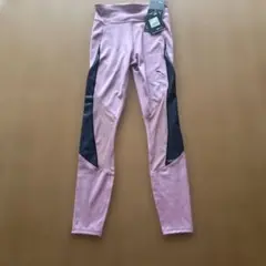 新品未使用　PUMA スパッツ　一部レザー素材Sサイズ