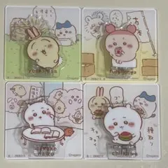 ちいかわアクリルシーンクリップビスケット　古本屋　うさぎ　ハチワレ　モモンガ