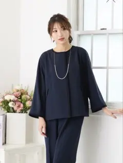 新品 ローズティアラ 42サイズ ジャケット 上品すてき ゆったり 大きい 濃紺