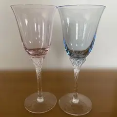 フルート型ワイングラス 2個セット ピンクとブルー