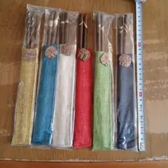 海外の土産物　カラフルな布ケース付き木製箸6組セット