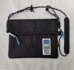 MEI OCEAN メイ　オーシャン ショルダーバッグ サコッシュ　ブラック黒