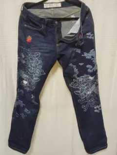 【参丸一】【32インチ】花柄刺繍ダークブルーデニムパンツ