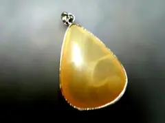 【割引大特価】バルト海アンバー　琥珀　ペンダントトップ　シルバー925　天然石
