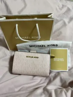 MICHAEL KORS ピンク　二つ折り財布