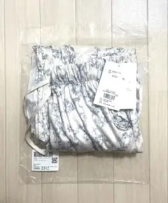 【新品タグ付き】SNIDEL HOME シルキーフリースパンツ アイボリー