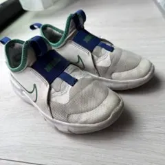 NIKEスニーカー19センチ　 フレックスランナー　ホワイト