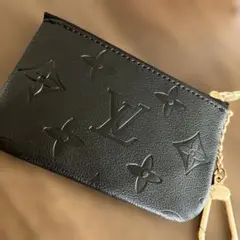 型押し☆ブラックコインケース