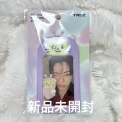 TREASURE TRUZ PVCフォトカードホルダー スタンド LAWOO