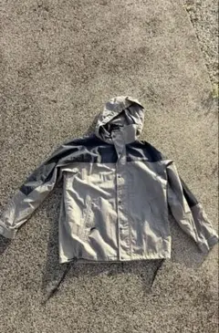 CONVERSE フード付きマウンテンパーカー