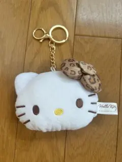 サンリオ　ハローキティ　ヒョウ柄　レオパード　アニマル　ぬいぐるみキーホルダー