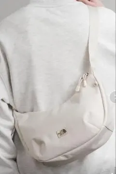 日本未展開モデル THE NORTH FACE ショルダーバッグ　白