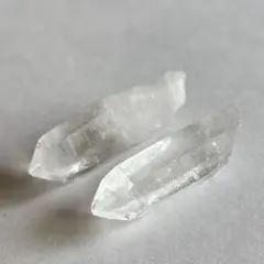 17.3g マニカラン水晶 原石 ポイント 2個セット
