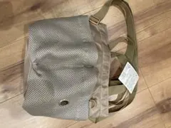 메쉬 포켓이 달린 숄더백 베이지 다이소 DAISO 워킹백