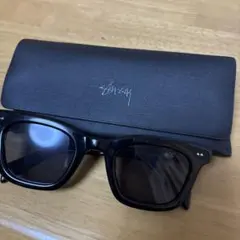 Stussy ACE ブラックサングラス ケース付き Stussy ACE ブラックサングラス ケース付き - メルカリ