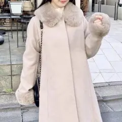 INGNI　ファー付き　ピンクグレージュAラインコート　新品タグ付き