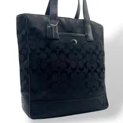 美品 コーチ トートバッグ シグネチャー 黒 A4可 大容量 7069 肩掛け