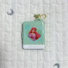 ディズニーストア ミニアルバム キーチェーン プリンセス アリエル